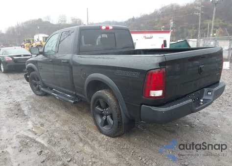 2020 Ram 1500 Classic Warlock 4X4 6'4 Box z USA, uszkodzony, nr VIN 1C6RR7GG7LS152818